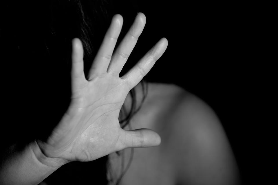 hand hand